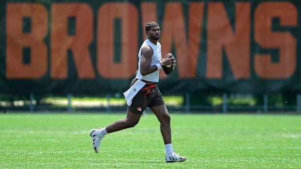 Cleveland Browns quarterback Shedeur Sanders puts in extra work after practice during NFL minicamp, Wednesday, June 11, 2025,