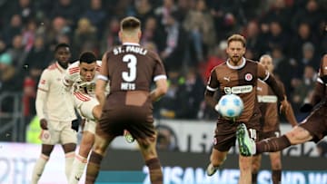 Jamal Musiala scores an absolute thunderbolt to win the game at St. Pauli