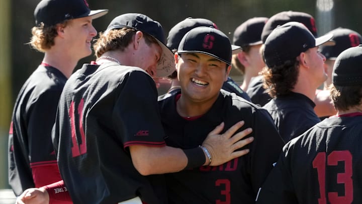 Stanford Baseball Gets Back In The Win Column After Beating Uc Davis