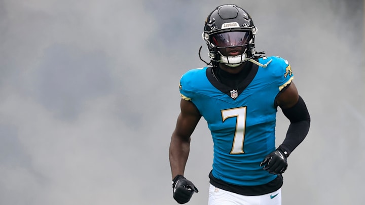 Jacksonville Jaguars wide receiver Brian Thomas Jr. (7) runs on the field before an NFL football matchup at EverBank Stadium, Sunday, Jan. 4, 2026, in Jacksonville, Fla. The Jaguars defeated the Titans 41-7, capturing the AFC South title. [Corey Perrine/Florida Times-Union]
