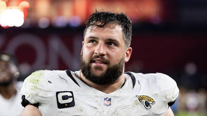 Nov 23, 2025; Glendale, Arizona, USA; Jacksonville Jaguars offensive lineman Robert Hainsey (73) against the Arizona Cardinals at State Farm Stadium. 