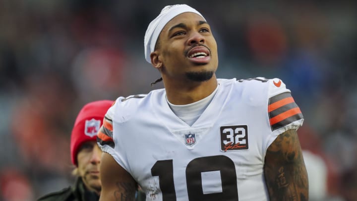 Jan 7, 2024; Cincinnati, Ohio, USA; Cleveland Browns wide receiver Cedric Tillman (19) walks off the field during the second half against the Cincinnati Bengals at Paycor Stadium. Mandatory Credit: Katie Stratman-USA TODAY Sports