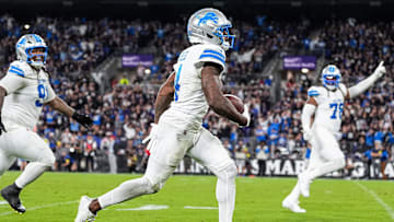 Detroit Lions cornerback DJ. Reed (4), center, celebrates recovering a Baltimore Ravens fumble during the second half at M&T Bank Stadium in Baltimore, Md. on Monday, Sept. 22, 2025.