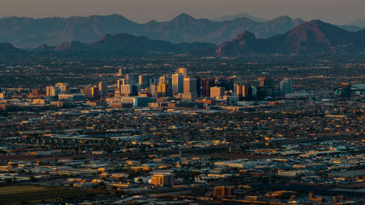 Arizona's Extended Extreme Heat Wave On Track to Break Its Record For Longest Stretch Of Days Over