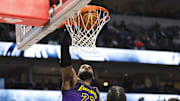 Age-40 LeBron can't be stopped 