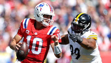 Pittsburgh Steelers v New England Patriots