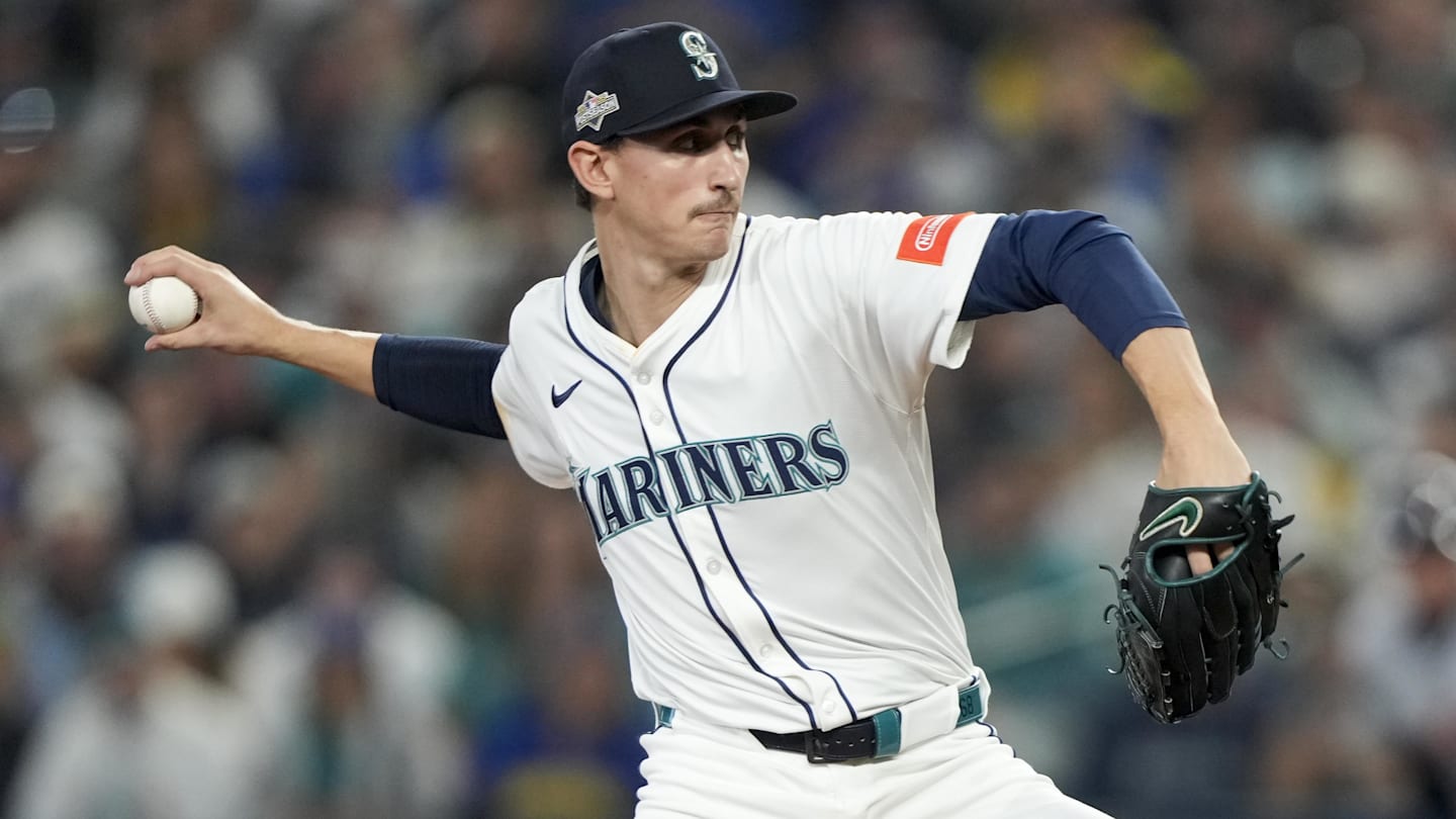 Mariners’ George Kirby's gf Cameron shows off custom jacket before his ALCS start