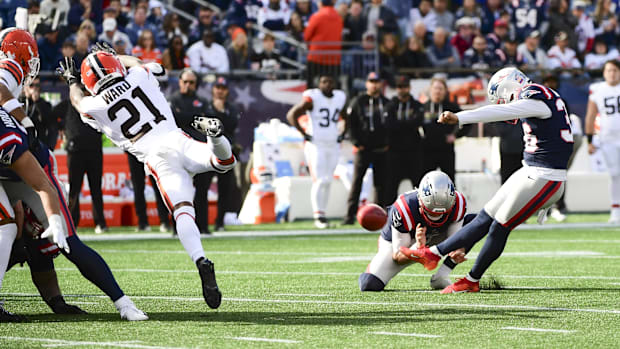 Oct 26, 2025; Foxborough, Massachusetts, USA;  New England Patriots kicker Andy Borregales (36) makes a field goal during the