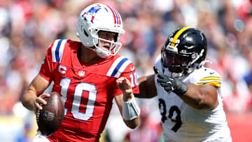 Pittsburgh Steelers v New England Patriots