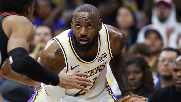  Los Angeles Lakers forward Lebron James (23) in action against the Philadelphia 76ers during the first quarter at Xfinity Mobile Arena. 