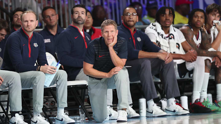 A private jet carrying Gonzaga's men's basketball team narrowly avoided a collision on the runway at LAX, which has prompted an FAA investigation. A private jet carrying Gonzaga's men's basketball team narrowly avoided a collision on the runway at LAX, which has prompted an FAA investigation.