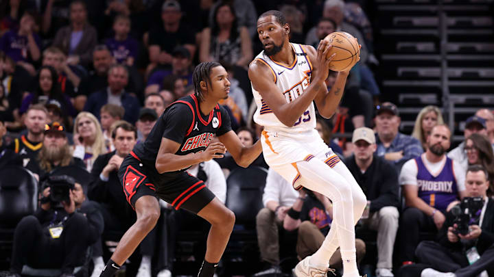 Chicago Bulls v Phoenix Suns