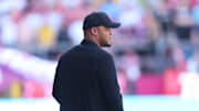 Vincent Kompany resmi menjadi pelatih utama baru Bayern Munchen hingga 2027.
