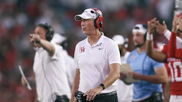 Houston Cougars head coach Willie Fritz reacts after a play during the second quarter against the Utah Utes
