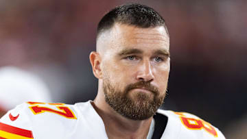 Aug 9, 2025; Glendale, Arizona, USA; Kansas City Chiefs tight end Travis Kelce (87) against the Arizona Cardinals during a preseason NFL game at State Farm Stadium. Mandatory Credit: Mark J. Rebilas-Imagn Images