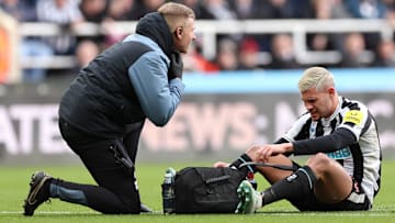 Bruno Guimarães machucou o tornozelo na vitória do Newcastle sobre o Fulham. Bruno Guimarães machucou o tornozelo na vitória do Newcastle sobre o Fulham.