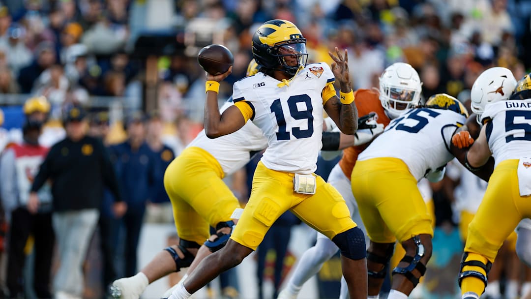 COLLEGE FOOTBALL: DEC 31 Cheez-It Citrus Bowl Michigan vs Texas