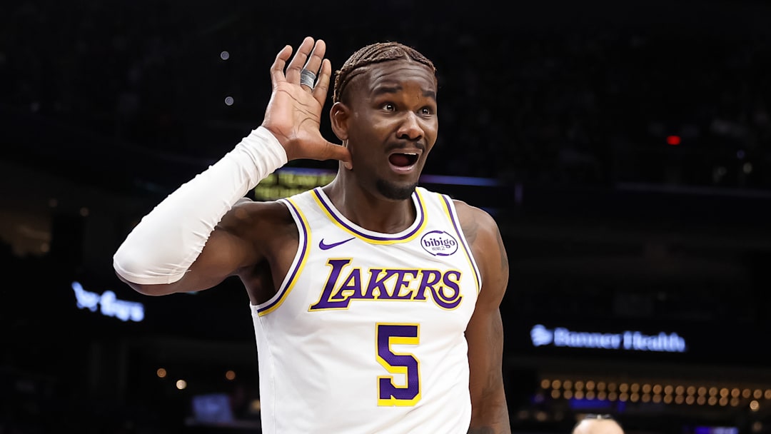 Los Angeles Lakers v Phoenix Suns