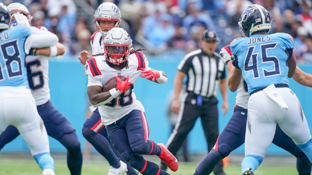 New England Patriots running back Rhamondre Stevenson