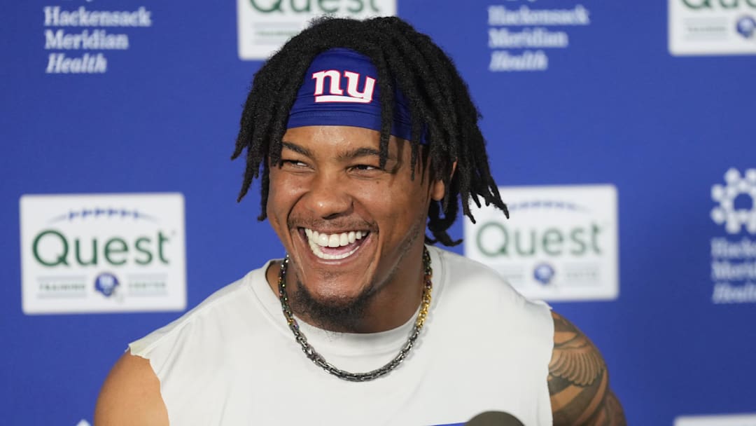 Wide receiver Wan'Dale Robinson 