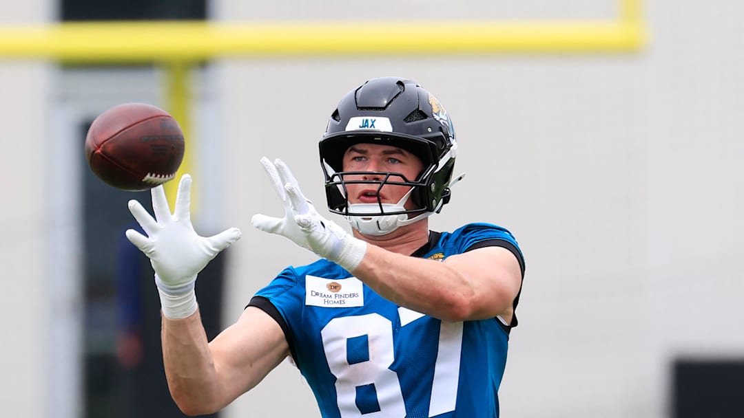 Jacksonville Jaguars tight end Nate Boerkircher (87) catches a pass during rookie minicamp at the Miller Electric Center, Saturday, May 9, 2026 in Jacksonville, Fla. Today was the second of a three day camp concluding Sunday.