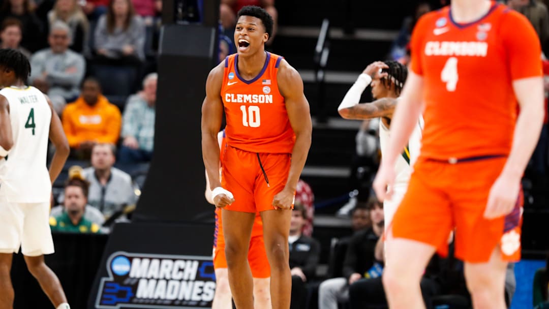 Clemson's RJ Godfrey (10) reacts after Baylor fouled Clemson during the second round game between