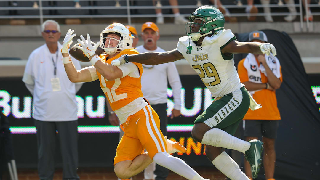 Sep 20, 2025; Knoxville, Tennessee, USA; Tennessee Volunteers wide receiver Braylon Harmon (42) catches a pass against UAB Blazers cornerback T'sai McDaniel (29) during the second half at Neyland Stadium. Mandatory Credit: Randy Sartin-Imagn Images