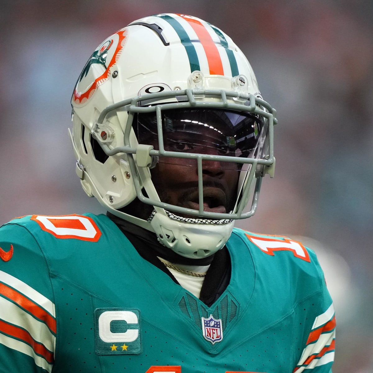 The Miami Dolphins Salary Cap Situation after Tyreek Hill s New Deal