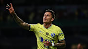 América busca refuerzos