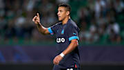 Alexis Sanchez laisse planer le doute sur son avenir