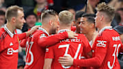 Manchester United akan menantang Aston Villa, Minggu (6/11)