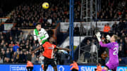 Gol menit akhir dari Luis Diaz selamatkan Liverpool dari kekalahan kontra Luton Town dalam lanjutan Liga Inggris pada Minggu (5/11).