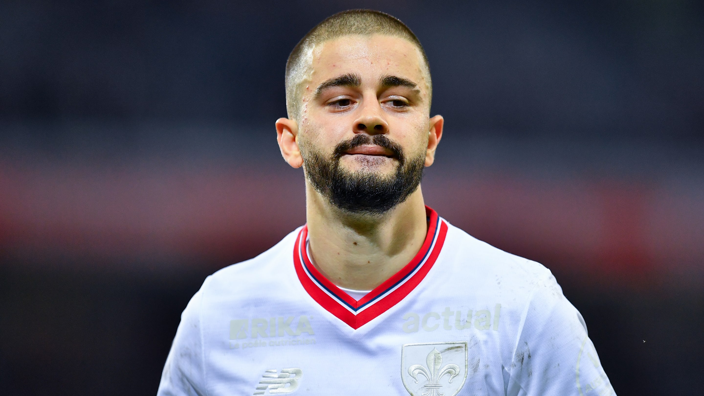 OM mercato : Un cador italien veut concurrencer Marseille pour Edon Zhegrova