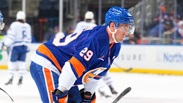 Toronto Maple Leafs v New York Islanders