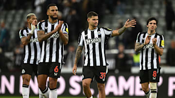 FBL-ENG-LCUP-NEWCASTLE-MAN CITY