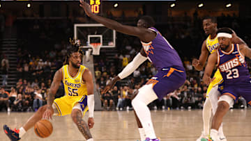 Phoenix Suns v Los Angeles Lakers