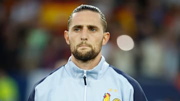 Adrien Rabiot avec les Bleus.