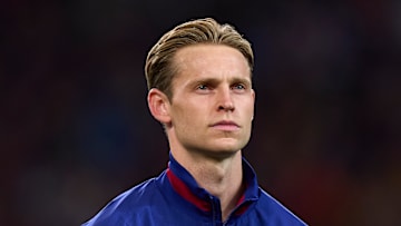 Frenkie de Jong visait une prolongation au Barça.