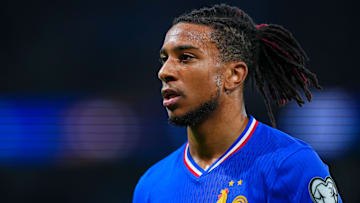 Michael Olise et la France attendent le tirage au sort du Mondial 2026. Michael Olise et la France attendent le tirage au sort du Mondial 2026.