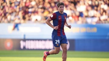 Chelsea resmi mendatangkan Marc Guiu dari Barcelona dengan kontrak berdurasi lima tahun dan opsi perpanjangan untuk satu tahun berikutnya.