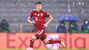 An Benjamin Pavard scheiden sich die Geister