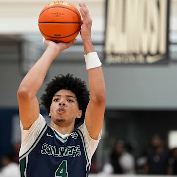 Oakland Soldiers’ Tyran Stokes (4) shoots a free throw during a game at Nike EYBL at the Memphis Sports & Events Center on Saturday, May 17, 2025.