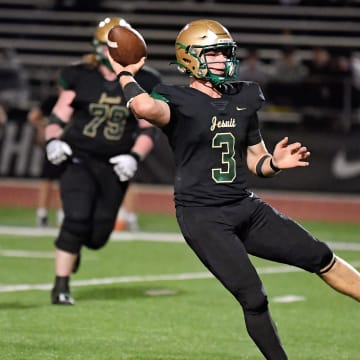 UC Davis commit Trey Cleeland gives the Jesuit offense a new dimension in 2024.