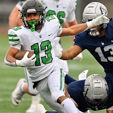 West Linn hosts Kamehameha (Hawaii) in its Oregon high school football season-opener on Friday, August 29. 