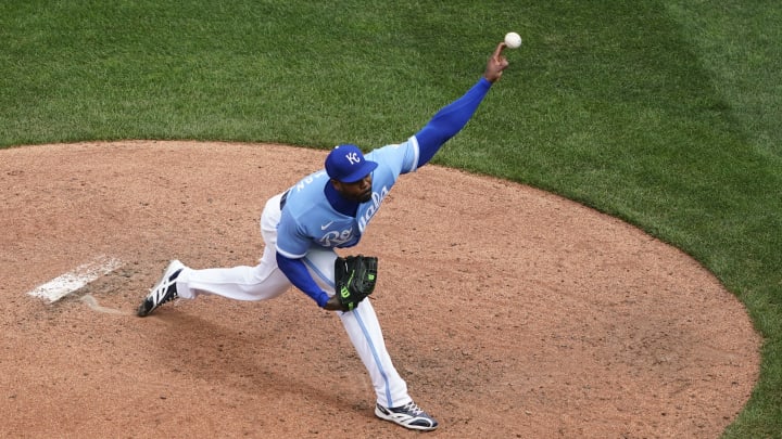 Atlanta Braves v Kansas City Royals