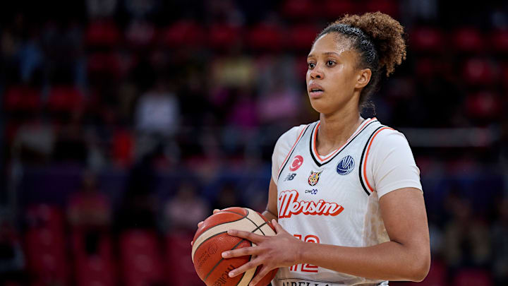 CIMSA CBK Mersin v ZVVZ USK Praha- Euroleague Women Final