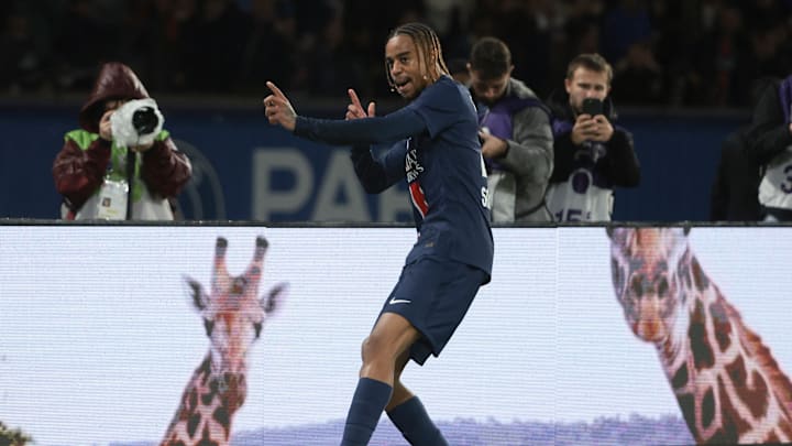 Paris Saint-Germain v RC Strasbourg Alsace - Ligue 1 McDonald's