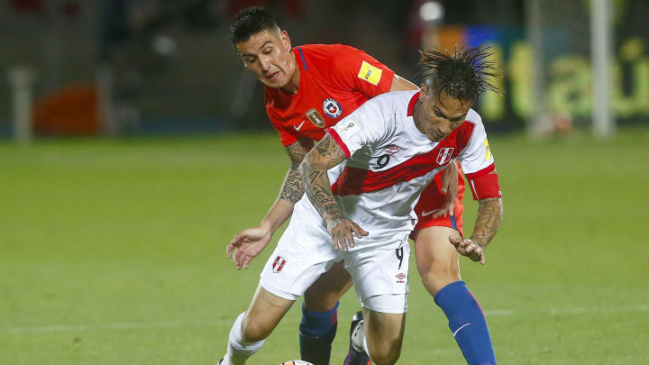 Chile v Peru - FIFA 2018 World Cup Qualifiers