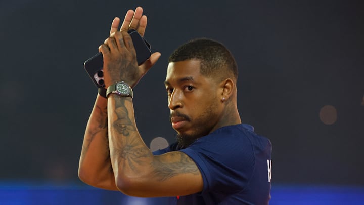 Prensel Kimpembe a officiellement quitté le Paris Saint-Germain. Prensel Kimpembe a officiellement quitté le Paris Saint-Germain.