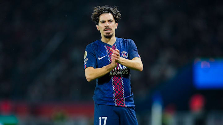 Vitinha débute avec le PSG contre le FC Metz en Ligue 1 Vitinha débute avec le PSG contre le FC Metz en Ligue 1